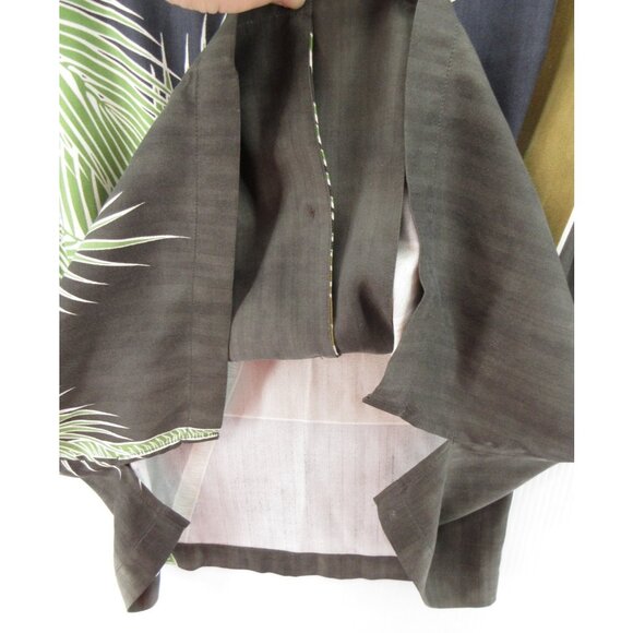 Tommy Bahama Shirt Large Silk Hawaiian Loop Collar AOP Camp Relax - Picture 11 of 12